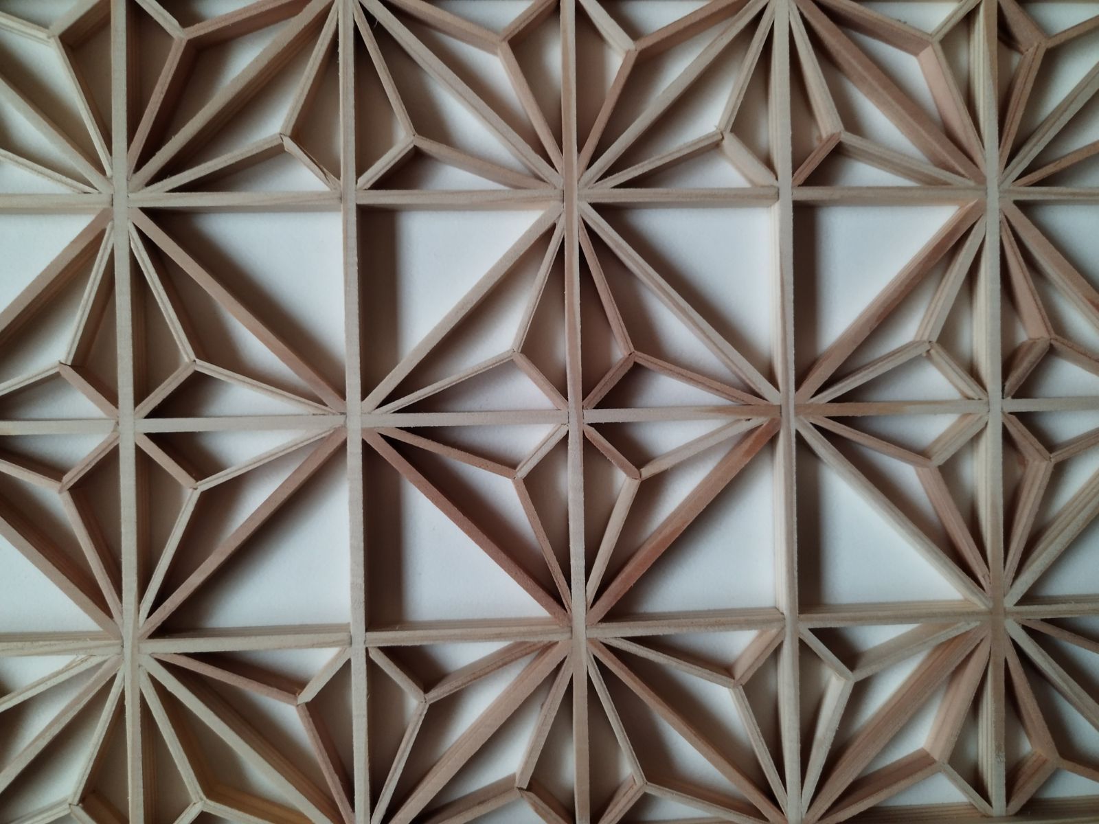 184 麻の葉組子3枚一組木製額縁