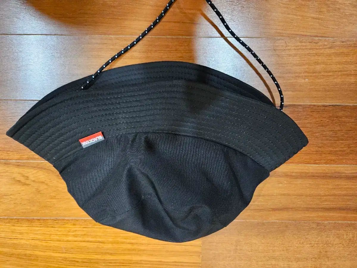 【雷市場（ポンジャン）商品韓国直送】 BLACK YAK(ブラックヤク) GORE-TEX ゴアテックス バケットハット 出品