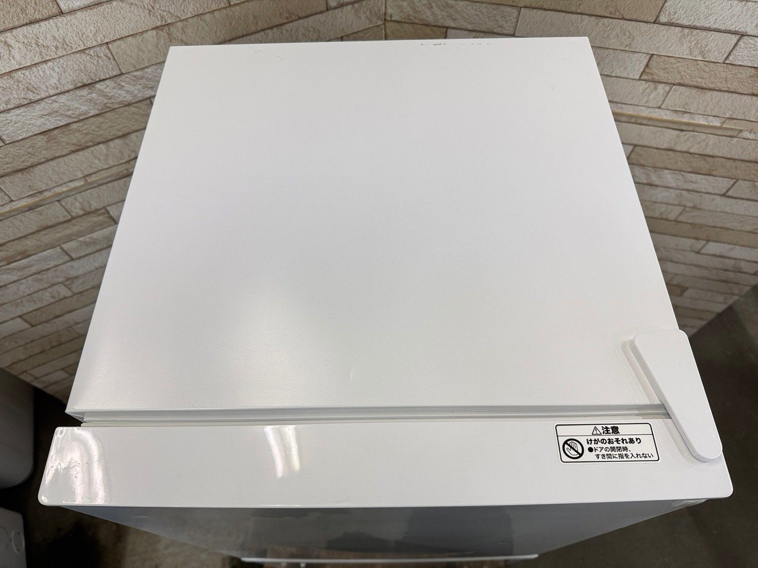 大阪送料無料★3か月保障付き★2022年★ニトリ★NTR-106WH★R-839 大阪送料無料☆3か月保障付き☆冷蔵庫☆ニトリ☆2ドア☆2022年