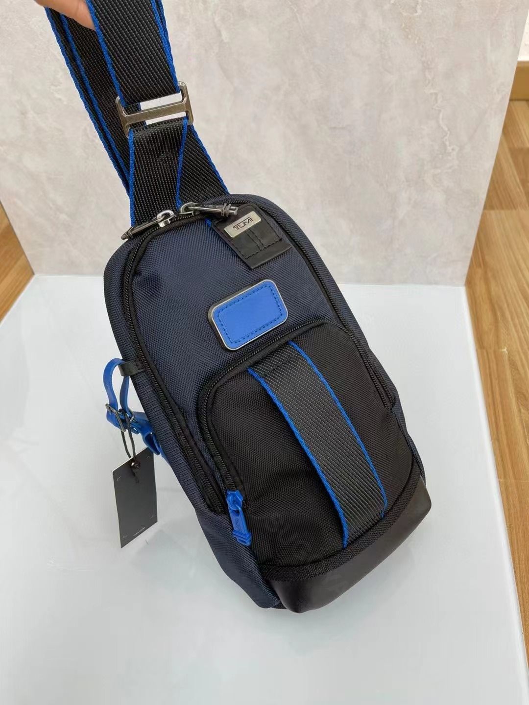 TUMI トゥミ 通勤ショルダーバッグ 2223402#ブルー w3xdT-m55503868561  