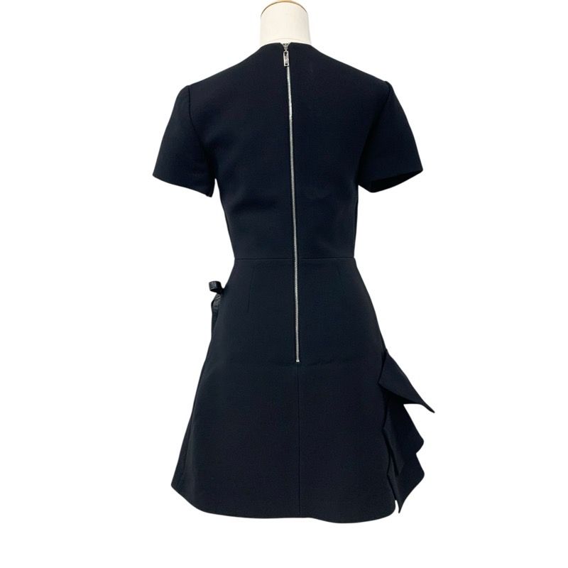 ヴィトン モノグラム シルク ウール ベルト フリル ワンピース ブラック ヴィトン モノグラム シルク ウール ベルト フリル ワンピース ブラック