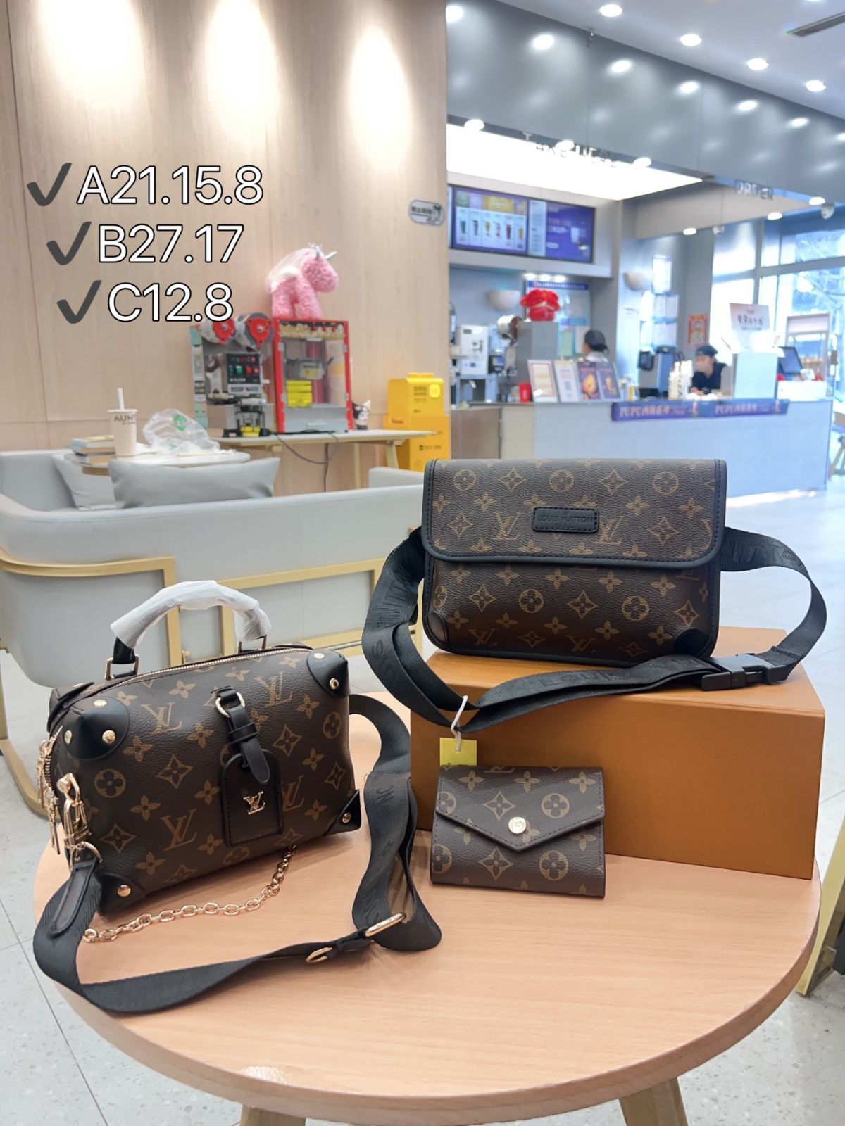 TOP New 2025 高品質3点セット - Lv ブラックボックスバッグ ウエストバッグ 財布 特別割引 |