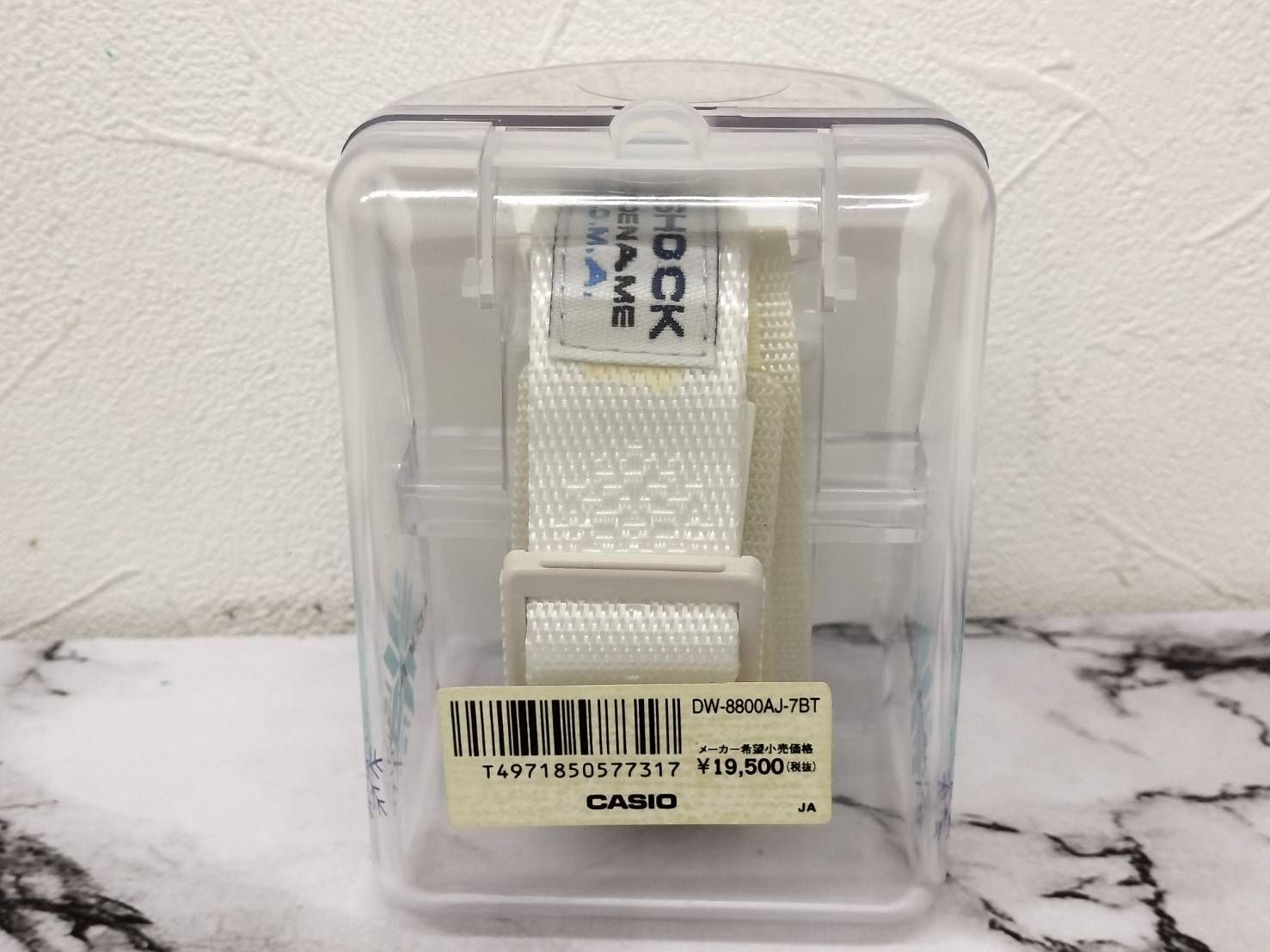 さらに値下げG-SHOCK DW-8800AJ-7AT アラスカ犬ぞり協会モデル CASIO G-SHOCK DW-8800AJ-7AT 犬ぞり - メルカリ