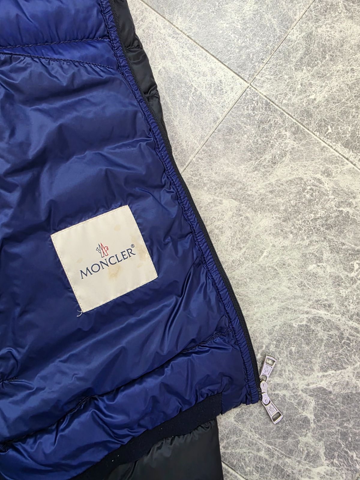 ☆ MONCLER モンクレール 薄手 ライト ダウンジャケット ナイロン 