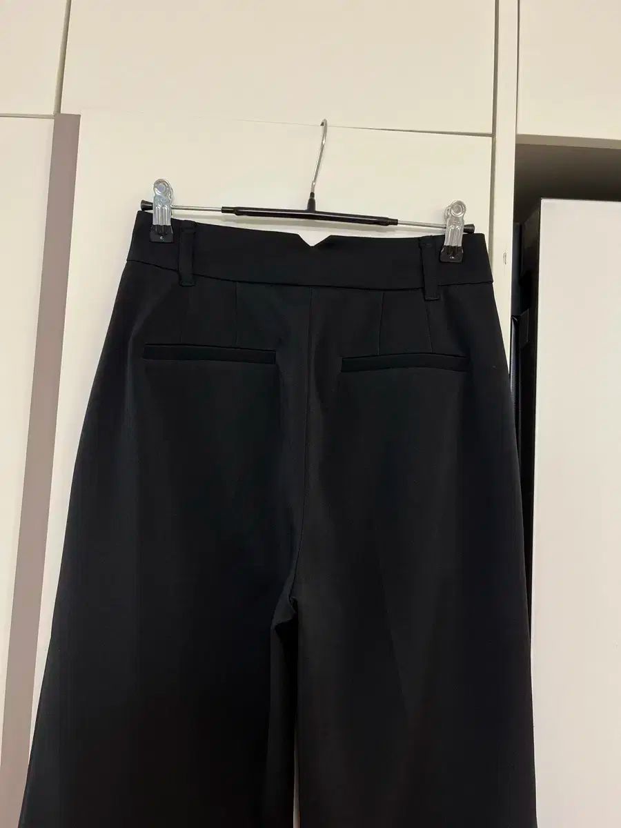 パンツ