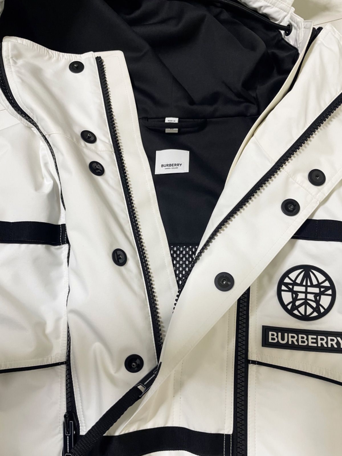 Burberry バーバリー テクニカルジャケット ブルゾン4559348 ホワイト