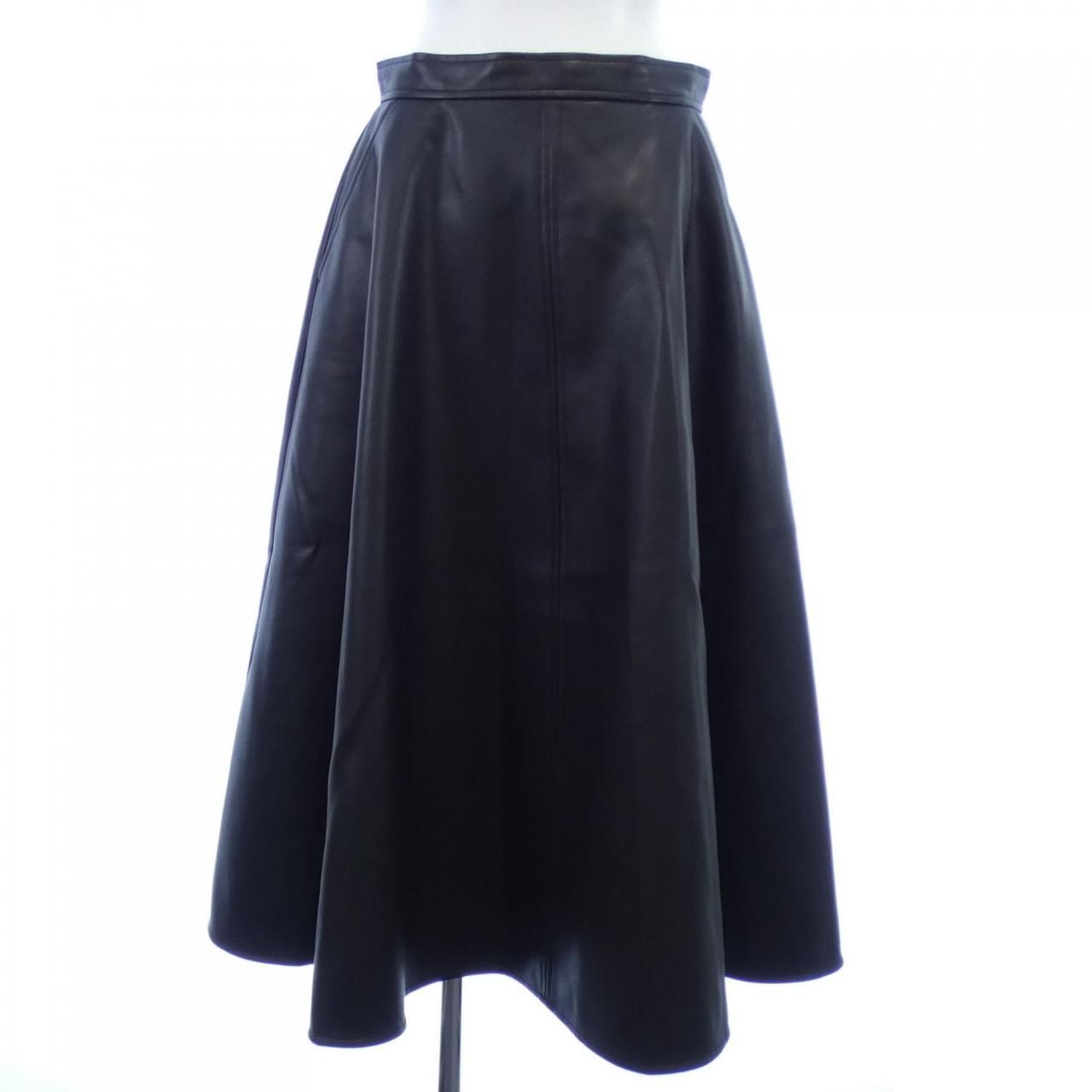 アンクレイヴ uncrave スカート