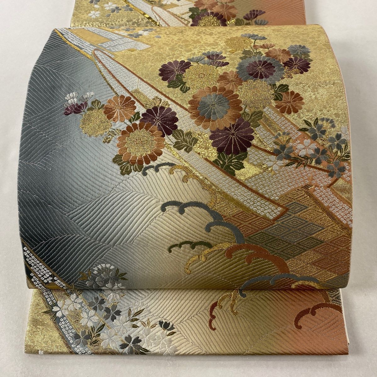 袋帯 美品 名品 舟 菊 唐織 箔 ピンクベージュ 六通 正絹- 袋帯 美品 名品 六通 正絹