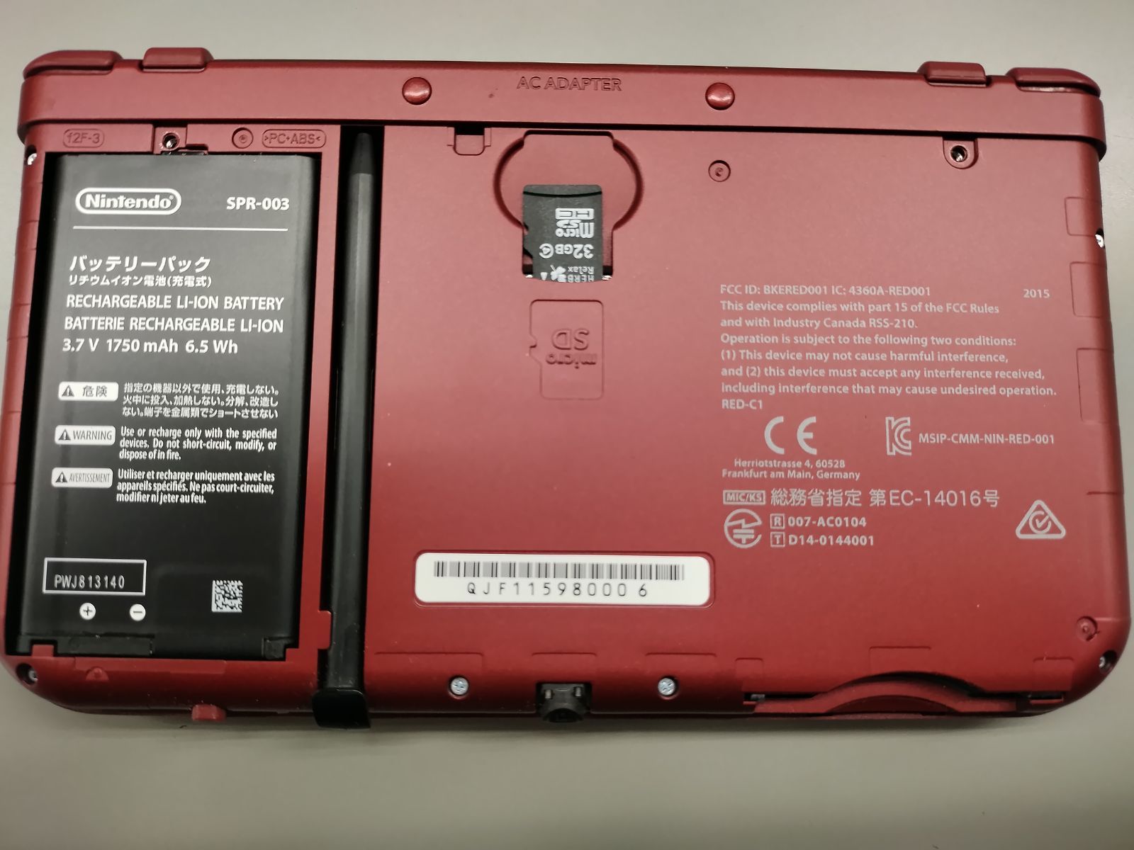 中古本体】new Nintendo 3DSLL メタリックレッド(本体 中古本体】new Nintendo 3DSLL メタリックレッド(本体
