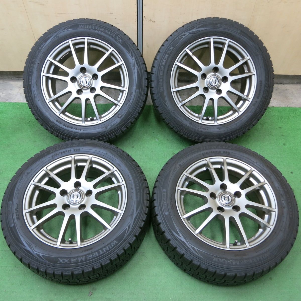 バリ溝 8.5分 スタッドレス 205|60R16 ダンロップ ウインターマックス WM01 NIRVANA NV ニルバーナ ニルヴァーナ 16インチ PCD114.3|5H 5042205ナス