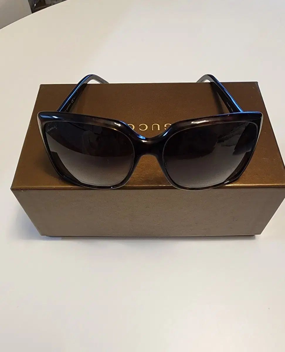 本物 女性 GUCCI グッチ サングラス