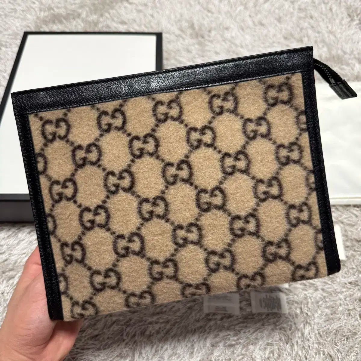 OS GUCCI(グッチ) GG ウール ポーチ クラッチバッグ