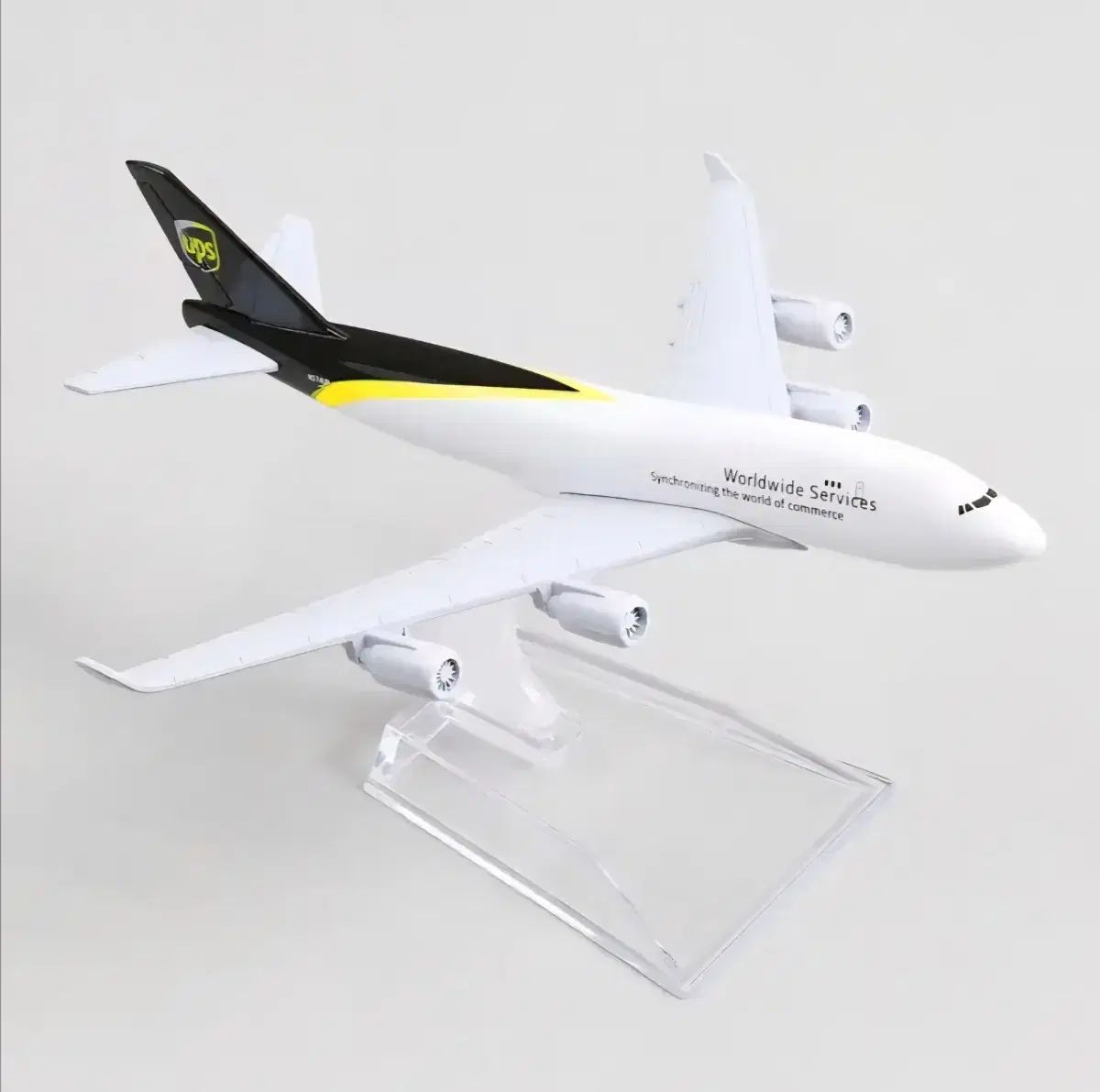 UPS 航空機モデル 幅約18cm　長さ約18cm UPS 航空機モデル 幅約18cm 長さ約18cm 模型・プラモデル