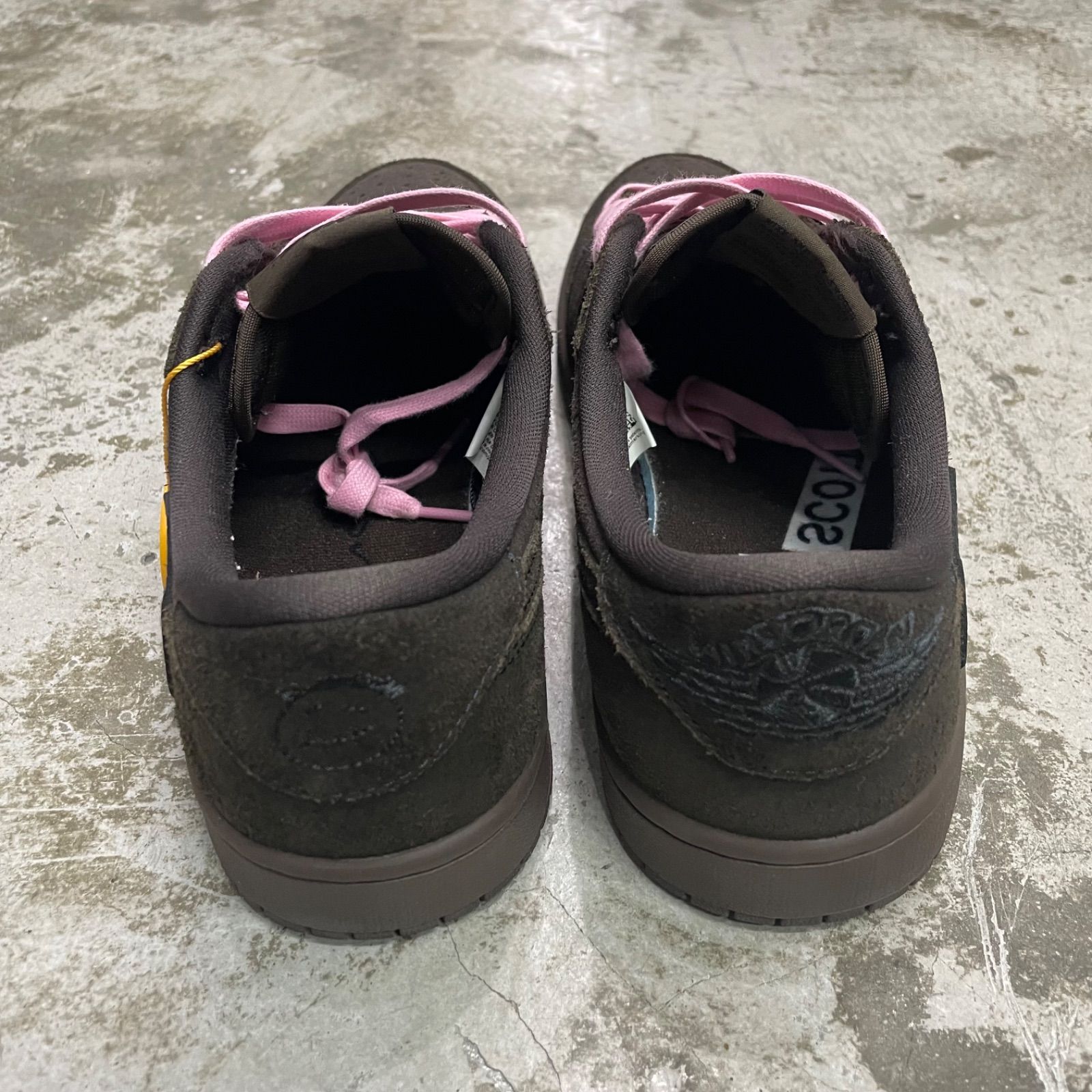 トラヴィススコット × ナイキ ベルベットブラウン アンド ダークモカ AIR JORDAN 1 x Travis Scott 'Velvet Brown and Dark Mocha