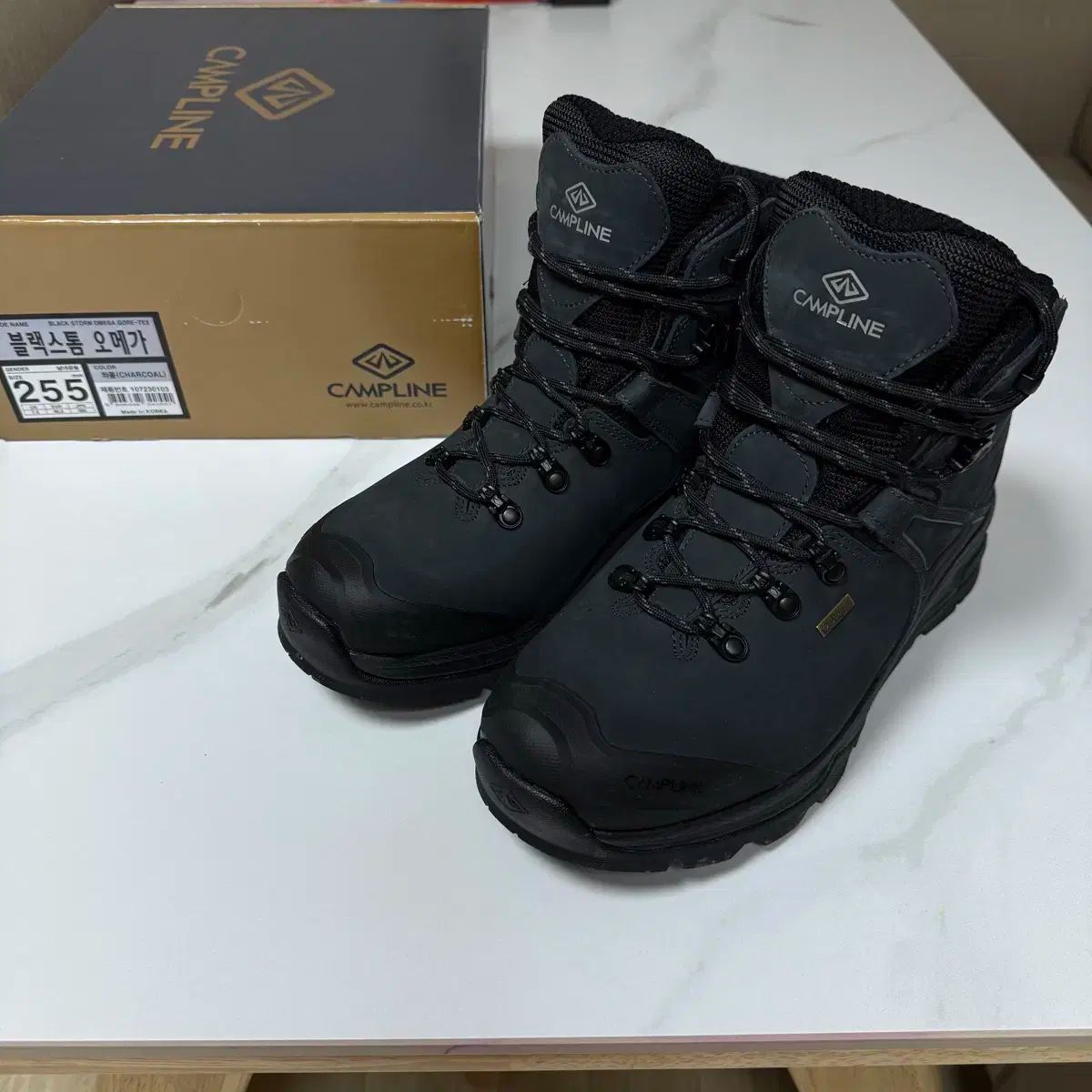 CAMPLINE キャンプライン ブラックストーム オメガ 登山靴 ー 255 サイズ