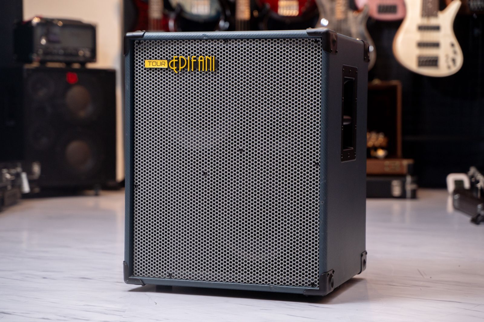 【used】EPIFANI / TOUR 210 400W 8Ω【GIB横浜】