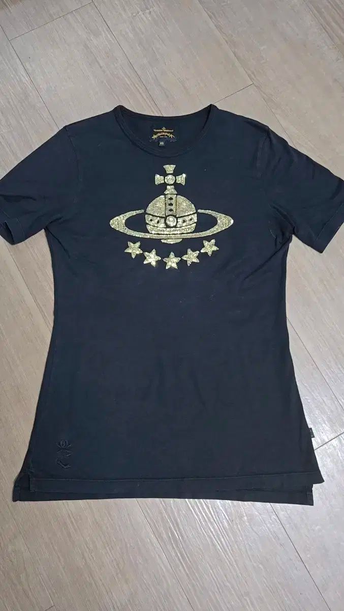 Vivienne Westwood ヴィヴィアン ウエストウッド スパンコール Tシャツ 女性| xs