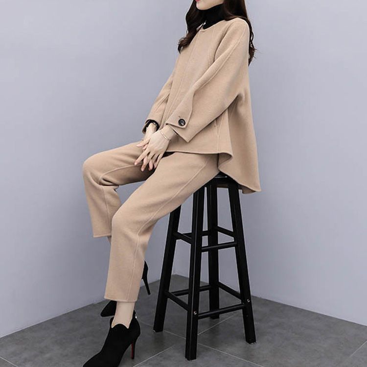 【See By Chloe/シーバイクロエ】トレンチコート　ベージュ　上質　定番 See By Chloe/シーバイクロエ】トレンチコート ベージュ 上質