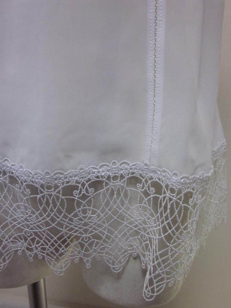 新品タグ付き ワコール トレフル スリップ バスト85 ホワイト