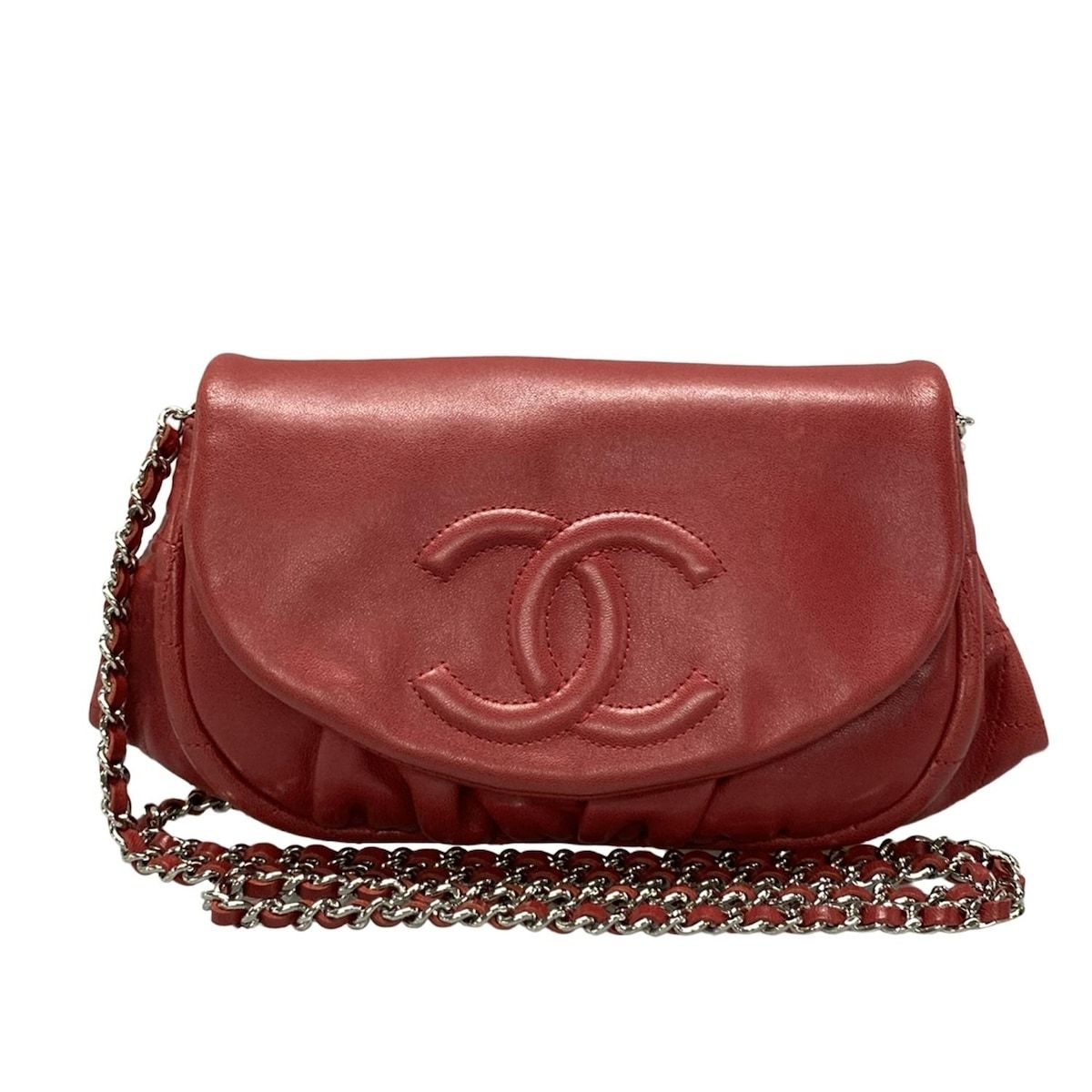 CHANEL(シャネル) 財布 ハーフムーン レッド チェーンウォレット  