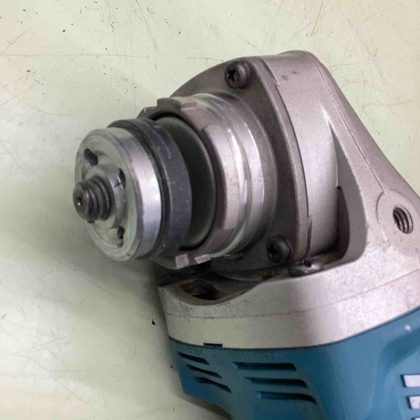 makita 100mmコードレスディスクグラインダ