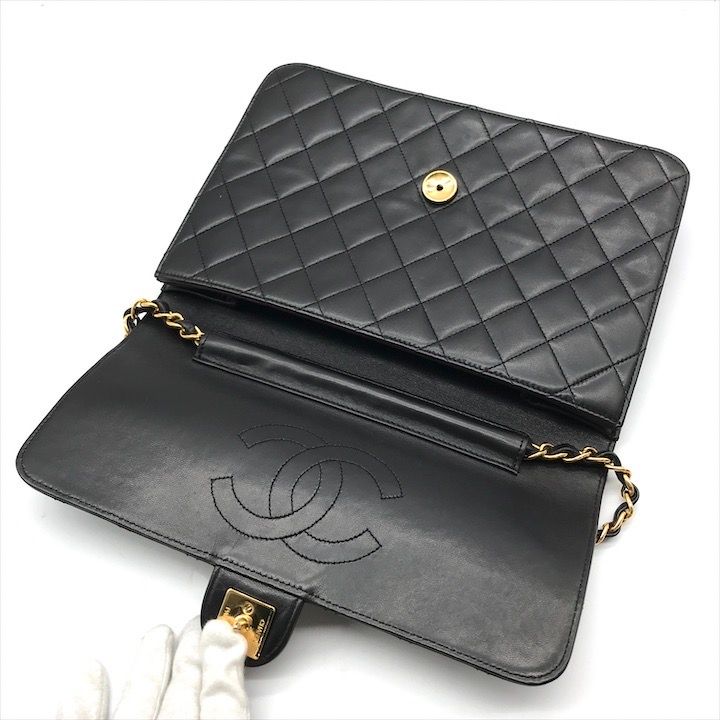 美品 CHANEL シャネル ココマーク マトラッセ ラムスキン プッシュロック チェーン ショルダー バッグ ブラック レディース a8459 美品 CHANEL シャネル ココマーク マトラッセ ラムスキン プッシュ
