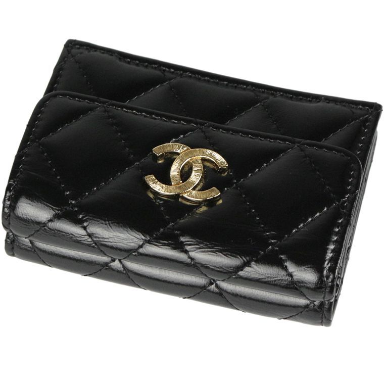 CHANEL/シャネル マトラッセ スモール フラップ コンパクト