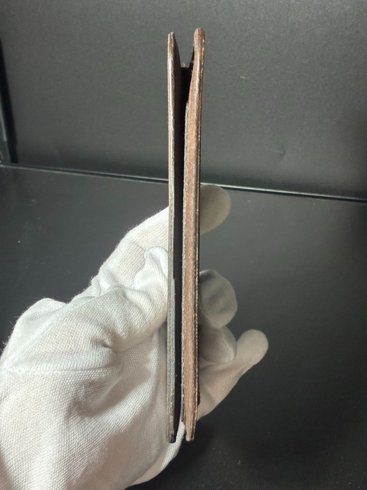 スマホケース B25092624