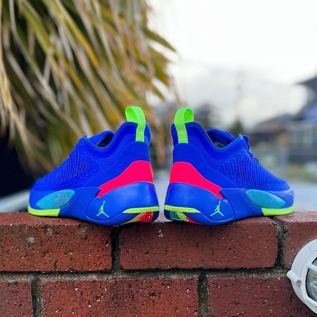 SIZE US7 - JORDAN LUKA 1 PF RACER BLUE/GHOST GREEN-RACER