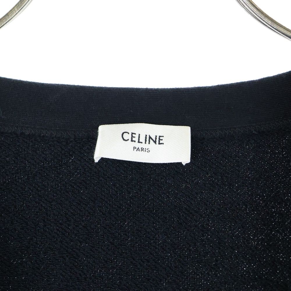 バックロゴプリント