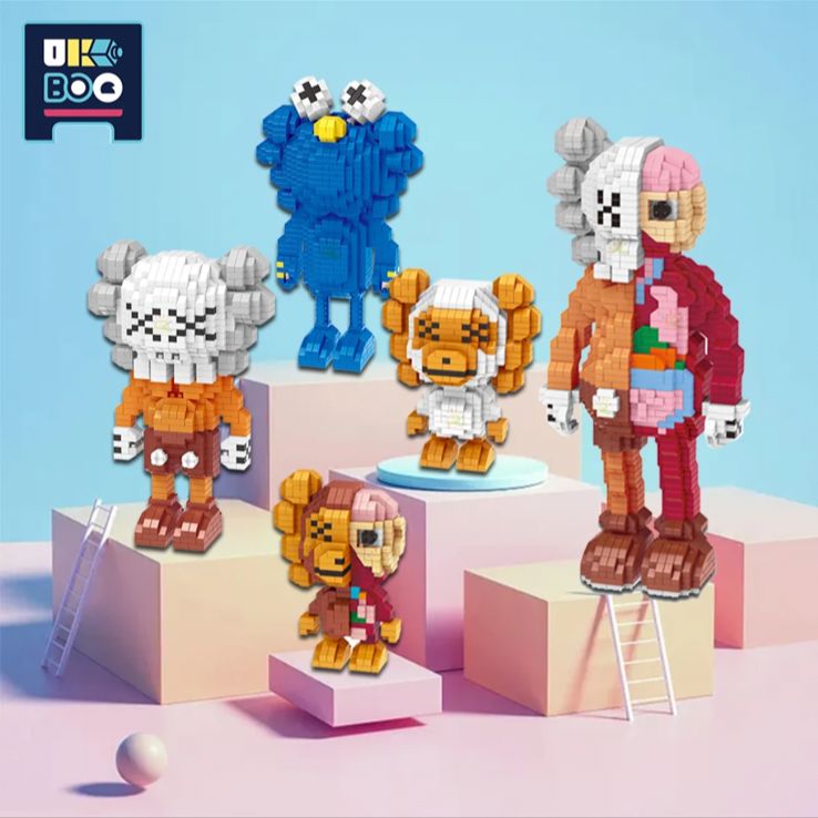 ナノブロック 互換 カウズ レゴ 人間 ピンク 大 KAWS - メルカリ