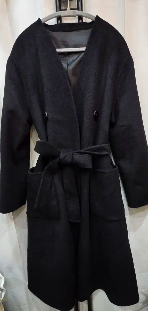 黒 ベルト ロング コート マリア クルッキ 首輪アタッチメント 77