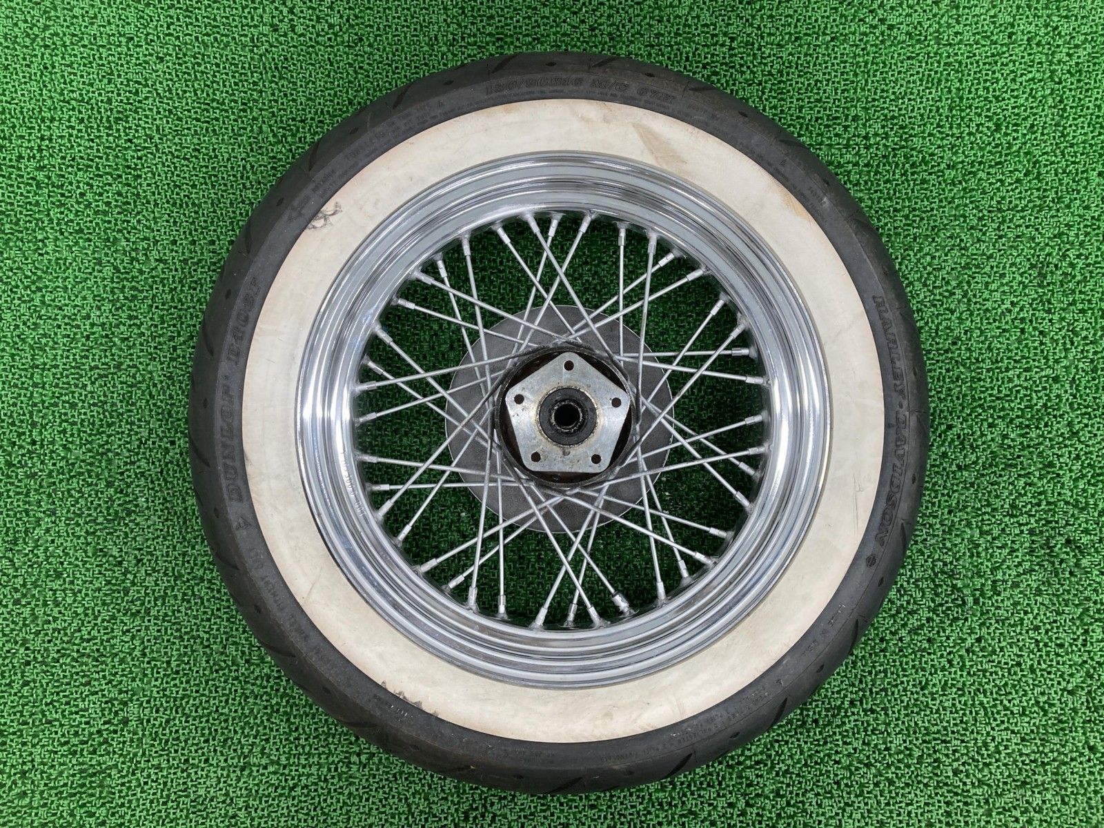 FLSTC1340 フロントホイール ハーレー 純正 バイク 部品 16×3.00 40本