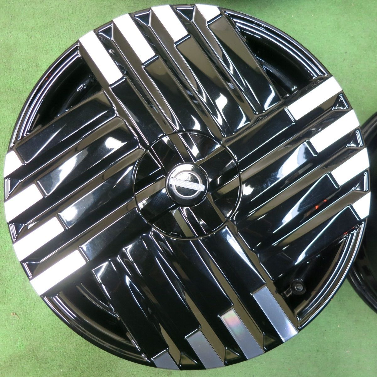 17×6.5J PCD100|4H