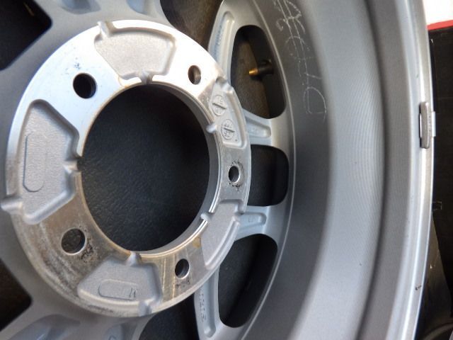 2939 B▲送料無料▲スズキジムニー純正 ホイール▲16x5.5J 5穴 PCD139.7 22▲4本