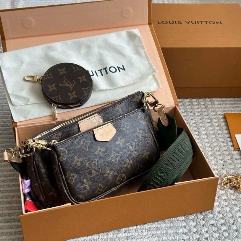 新品未使用 箱付   LOUIS VUITTON   ノベルティトートバッグ 専用ページ