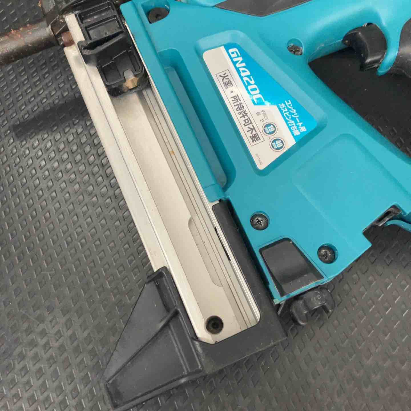 コードレスコンクリート用ガスピン打ち機 GN420C