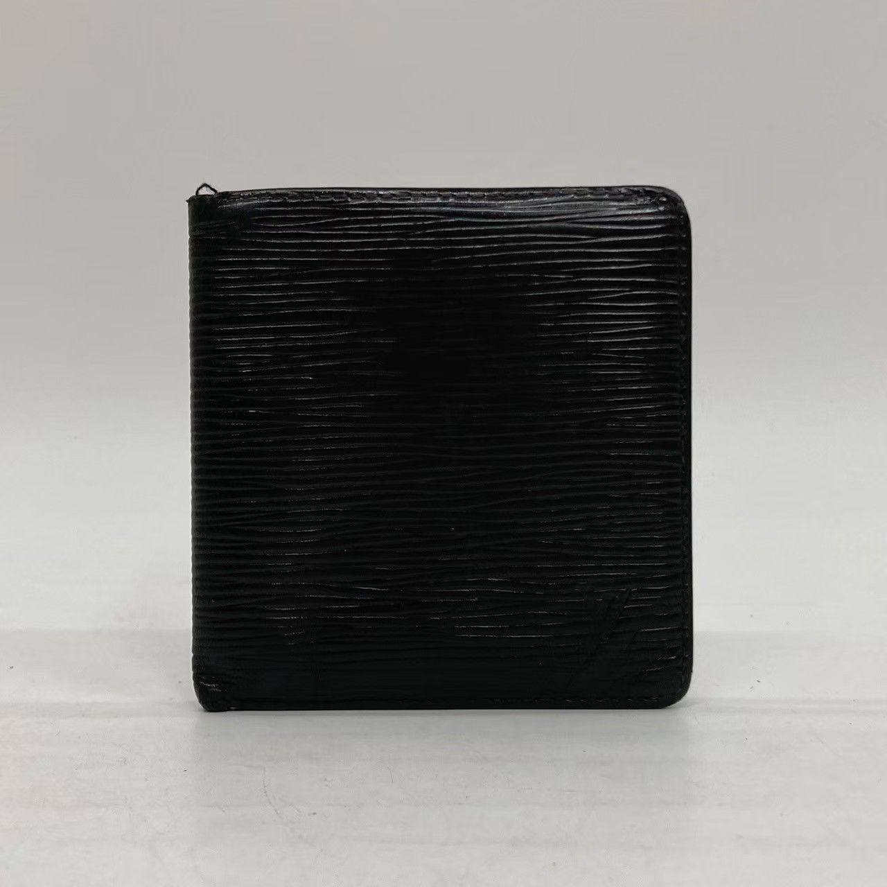 ルイヴィトン エピ ポルトビエ6 カルトクレディ 二つ折り財布 黒 M63312 楽天市場】【財布】LOUIS VUITTON ルイ ヴィトン エピ ポルト