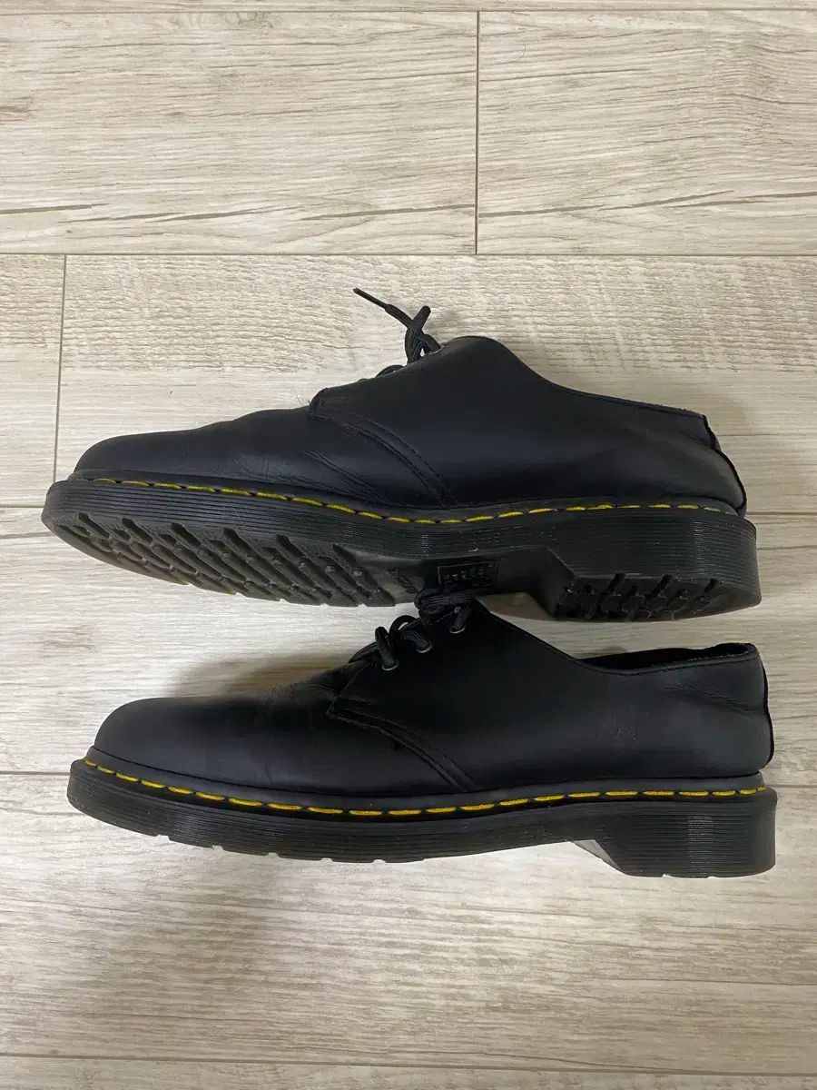 MARTENS ドクターマーチン