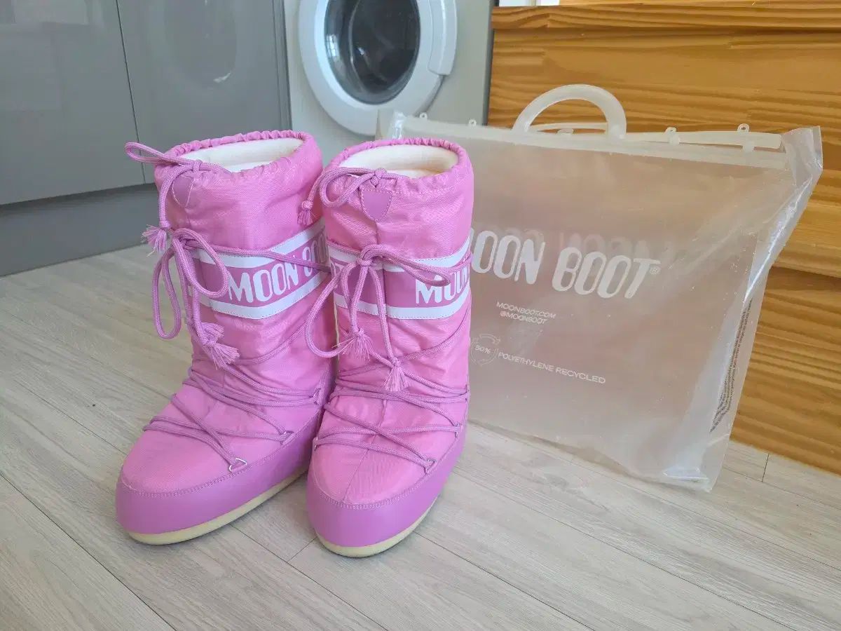 MOON BOOT ムーンブーツ ピンク ブーツ 付属品完備 230 35 38