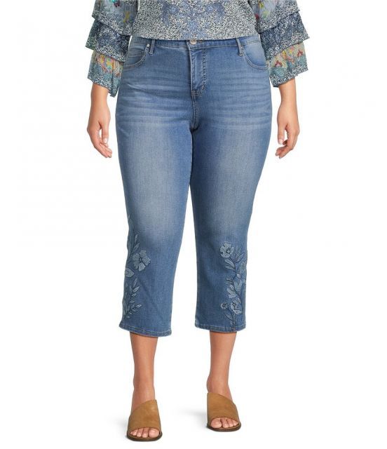 【送料無料】 コード ブルー レディース デニムパンツ ボトムス Plus Size Floral Embroidered High Rise Straight Leg Capri Jean Glacier Wash
