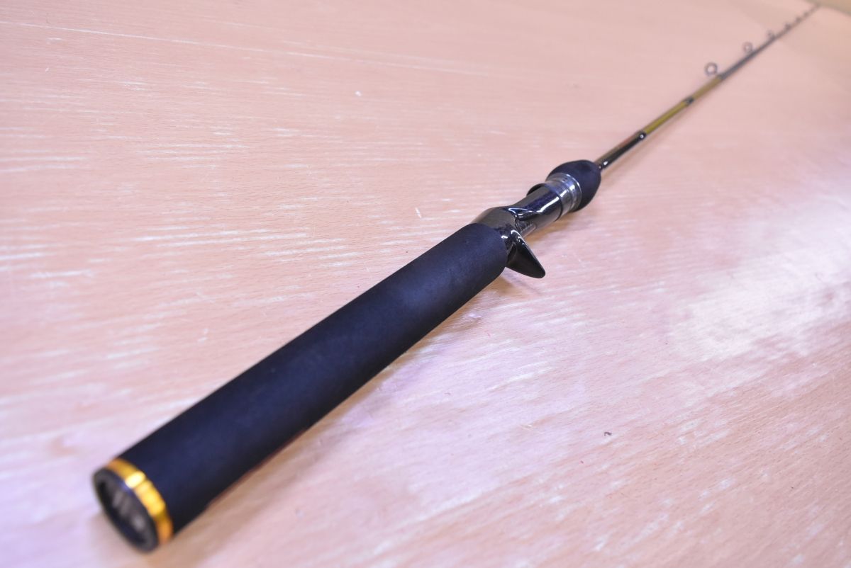 メガバス デストロイヤー エヴォルジオン F4-60Gti フラットバッカ―エヴォリューション ベイトロッド バス釣り ブラックバス 等