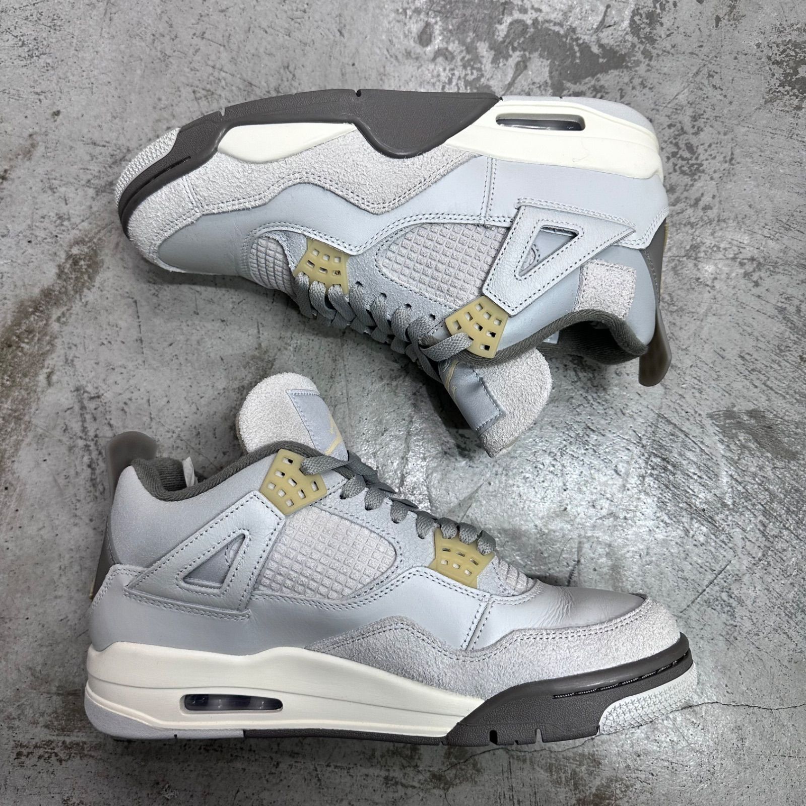 NIKE Air Jordan 4 Retro SE 