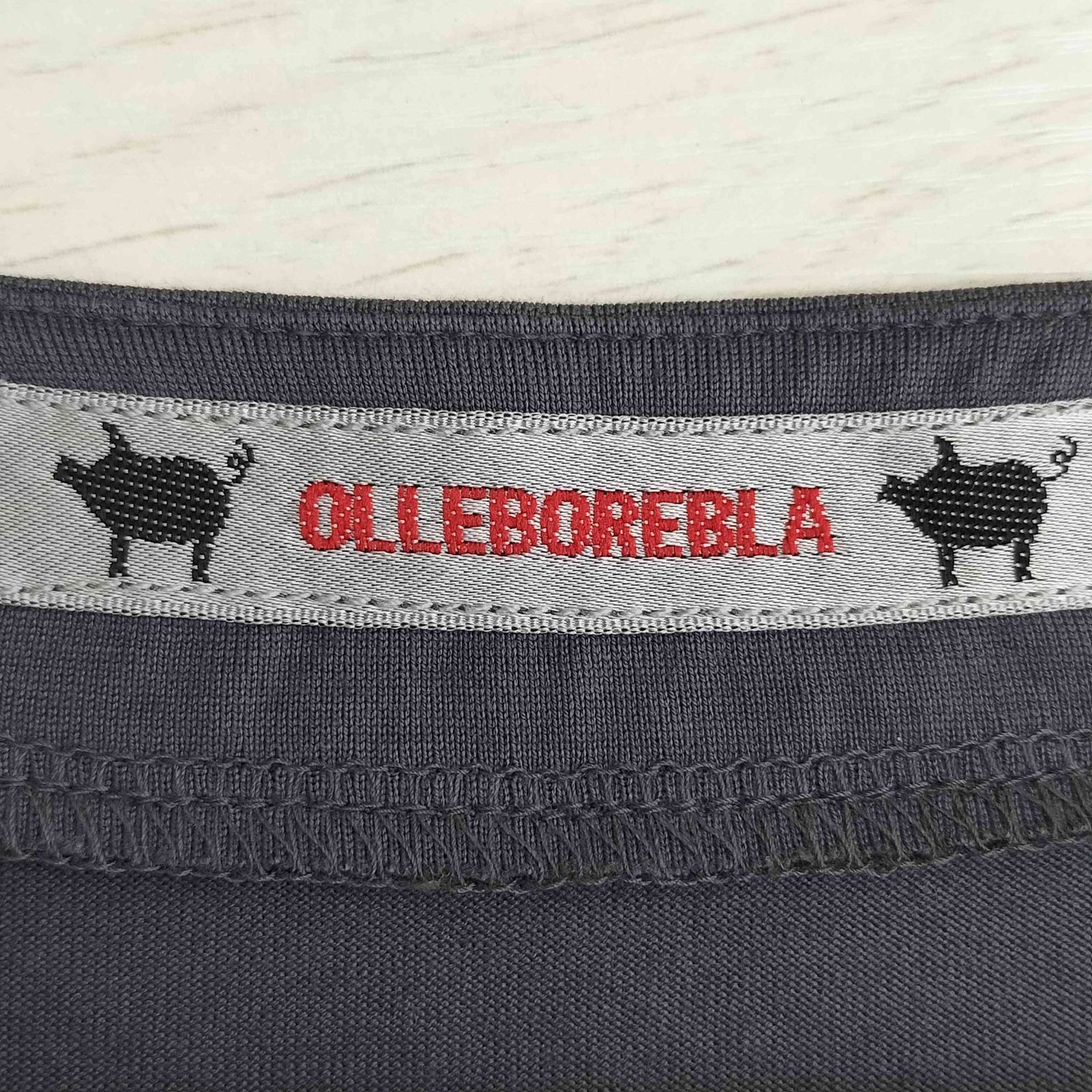 アルベロベロ OLLEBOREBLA オレボレブラ ブタさん 刺繍 ALOHA