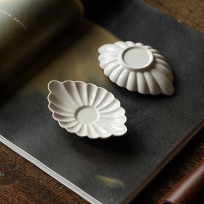 茶托3枚セット 陶器 菊弁模様 中国茶 日本茶 - メルカリ