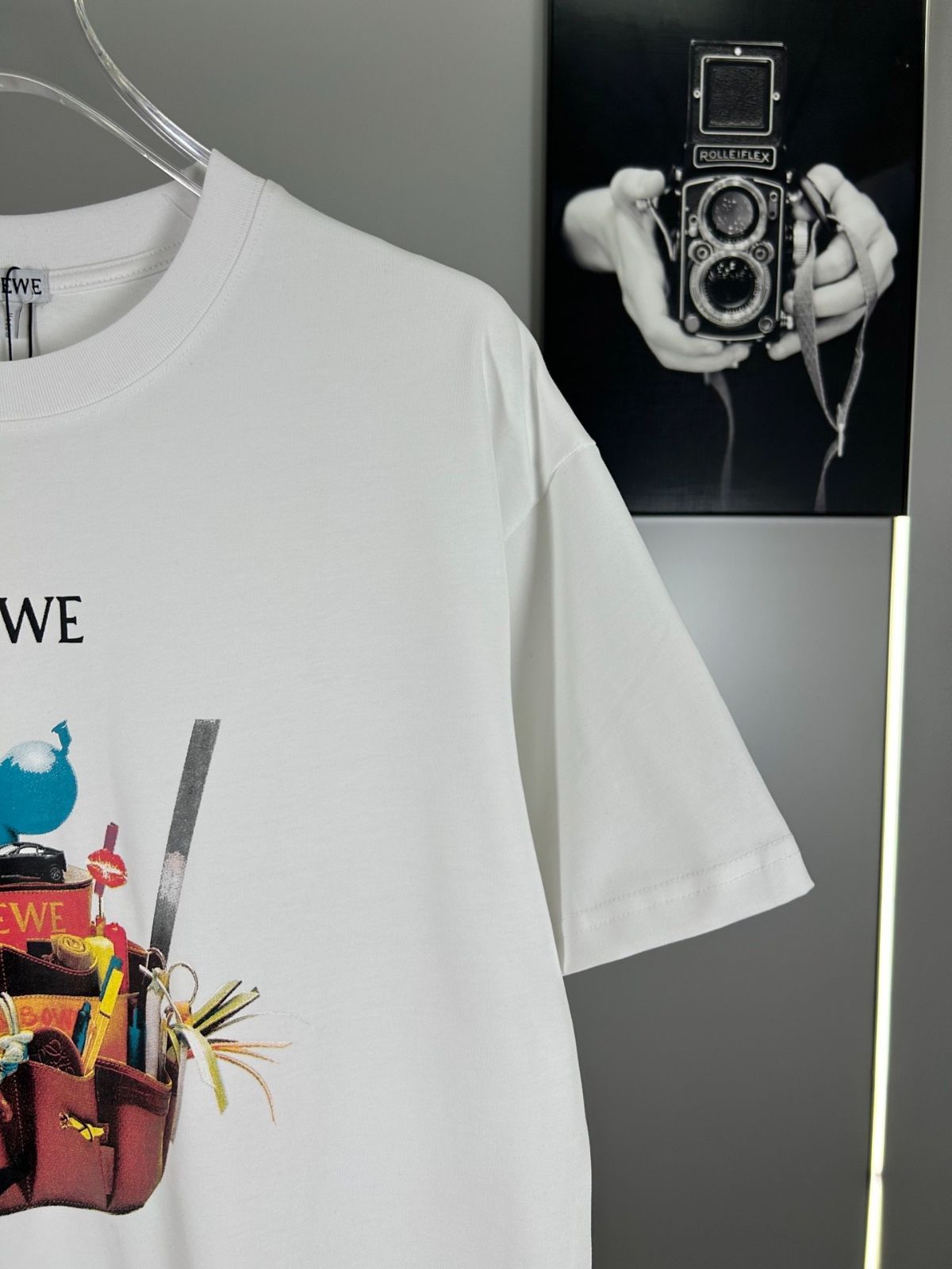 ロエベ クラフテッド・ワールド展 限定Tシャツ - メルカリ