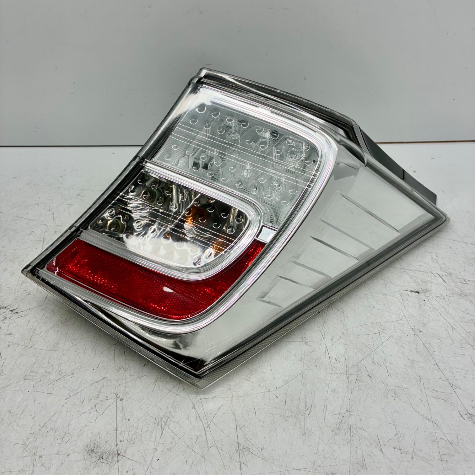 コーティング済 ホンダ GB3 GB4 GP3 GP4 フリード スパイク ハイブリッド テールライト ランプ レンズ 左右セット LR ICHIKOH D102 P71564