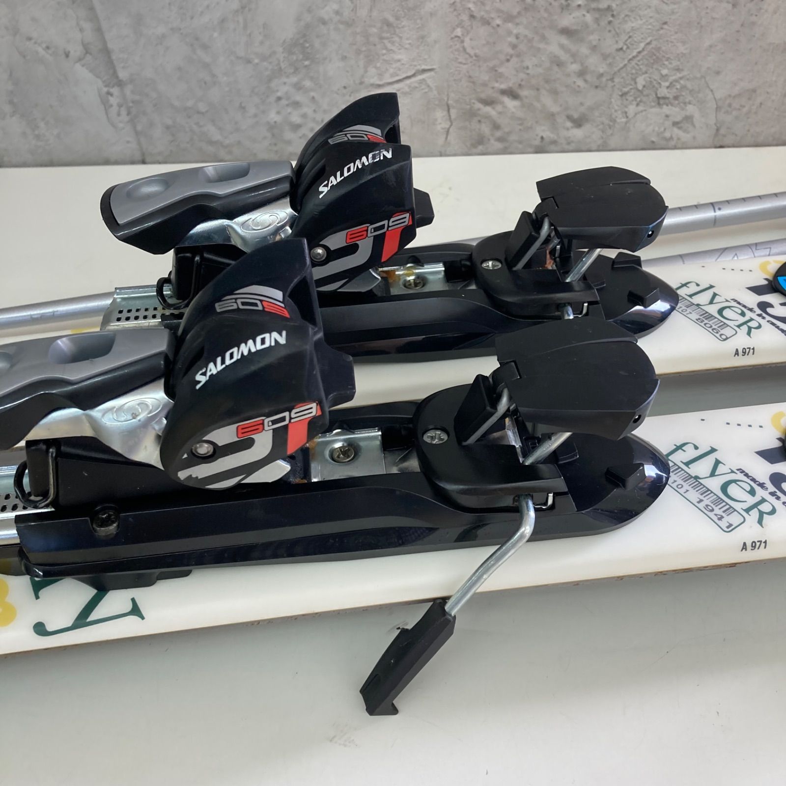 100％ 本物保証! SALOMON サロモン SKI teneighty FLYER フリースキーフライヤー スキー板 151cm