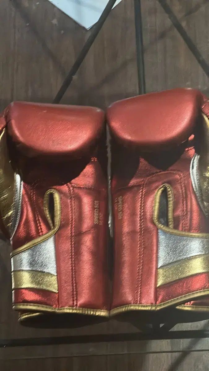 adidas アディダス