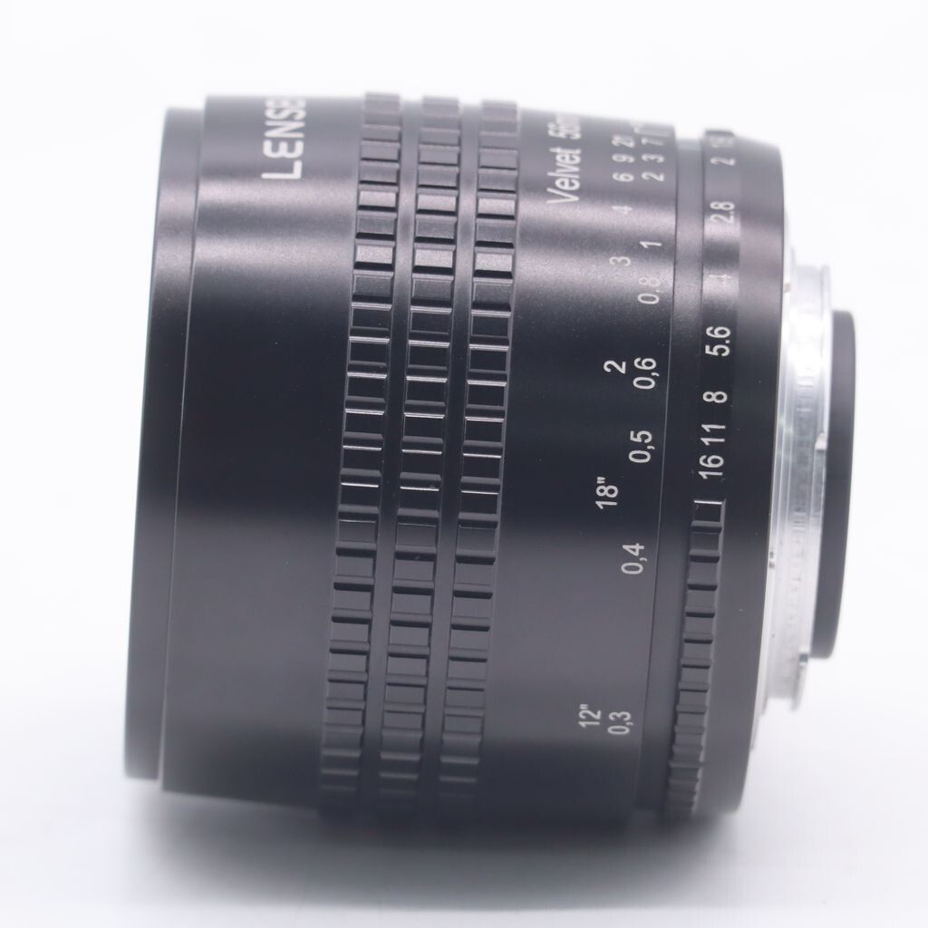 Lensbaby ソフトレンズ Velvet 56SE 56mm F1.6 ニコンFマウント シルバー フルサイズ対応 860090 Velvet 56 | Creative Portrait Camera Lens | Lensbaby